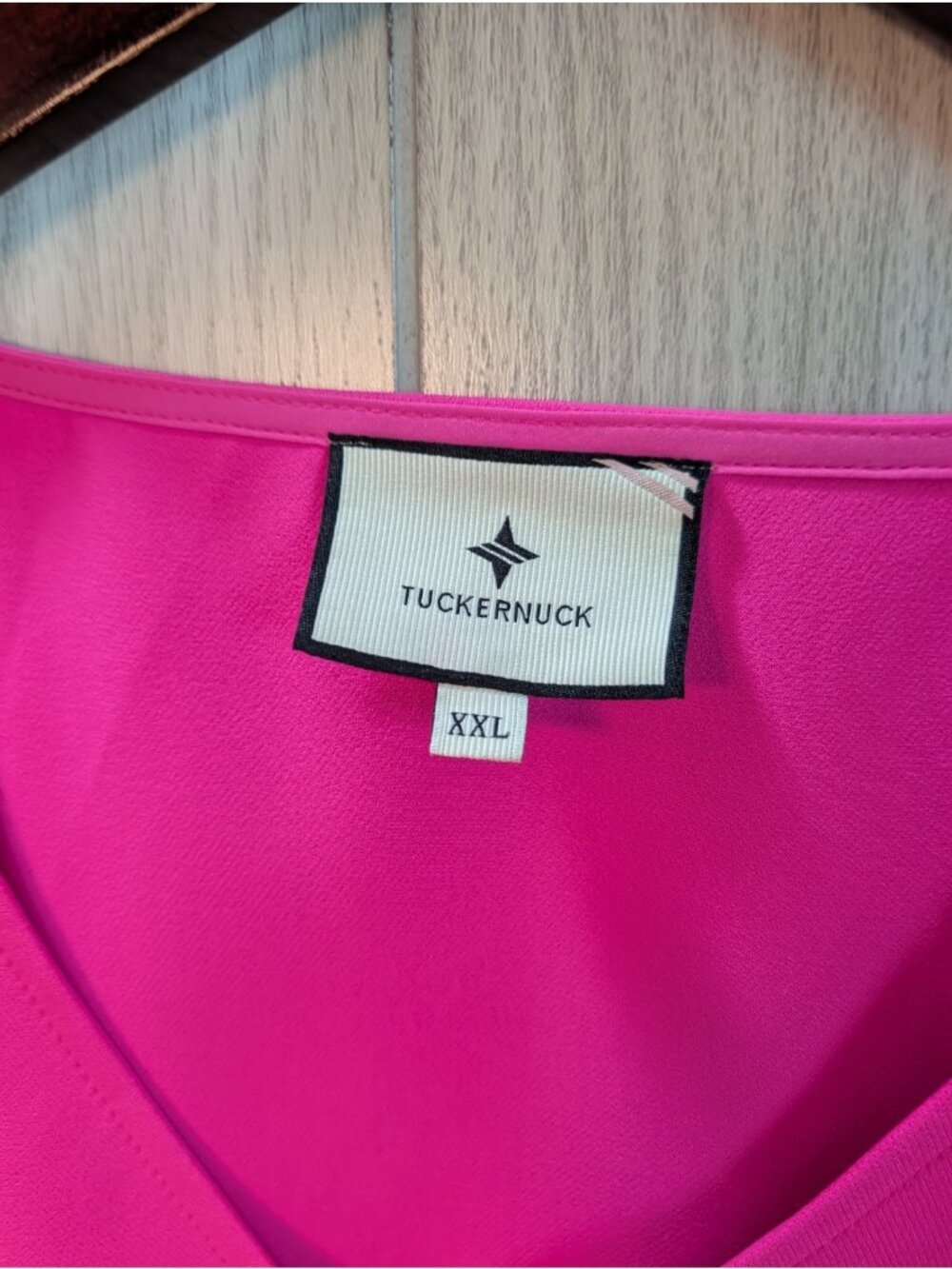 Tuckernuck Bright Pink Feather Miranda Top Size XXL Short Sleeve V Neck - Picture 5 of 8